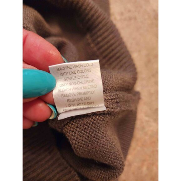 Almost Famous olive green off the shoulder sweater dress size small - Picture 8 of 8